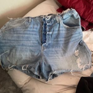 jean shorts hudson size 30